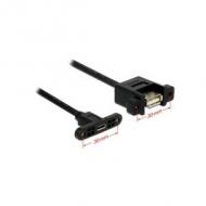 DELOCK Kabel USB 2.0 micro-B Buchse zum Einbau USB 2.0 A Buchse zum Einbau 1 m (85110)